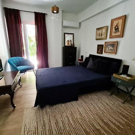 אתונה Modern Apt In The Heart Of Glyfada - Literally!! מראה חיצוני תמונה