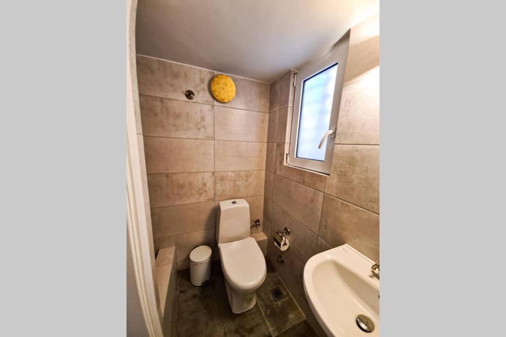 אתונה Modern Apt In The Heart Of Glyfada - Literally!! מראה חיצוני תמונה